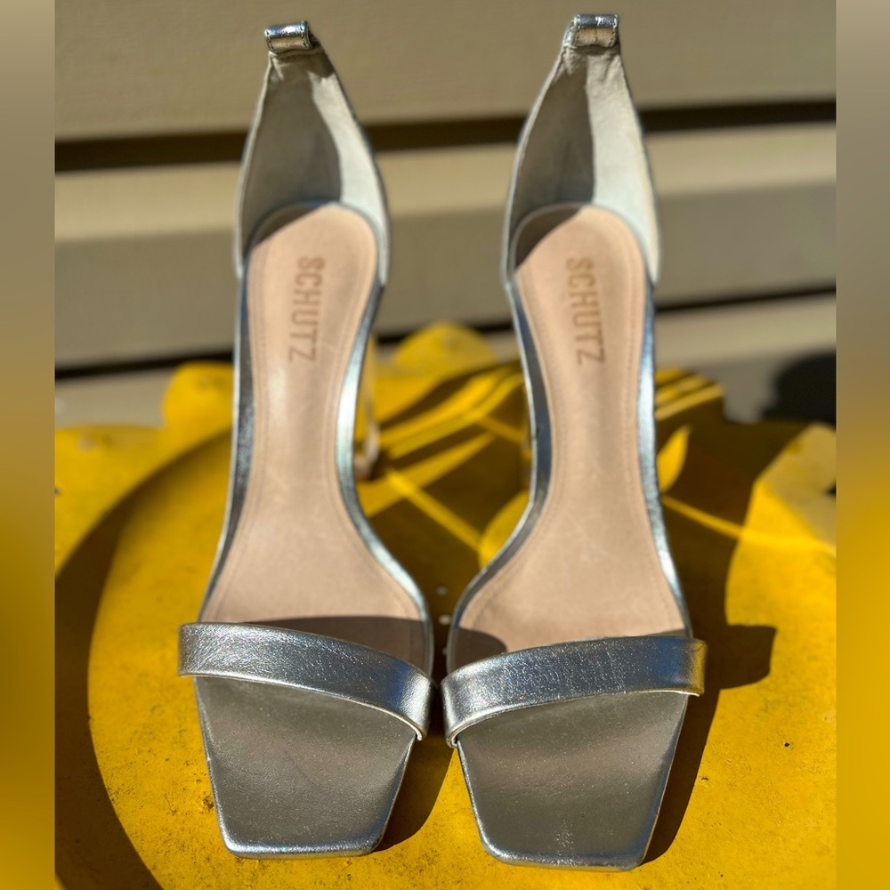 💕SCHUTZ SANDAL HEELS💕